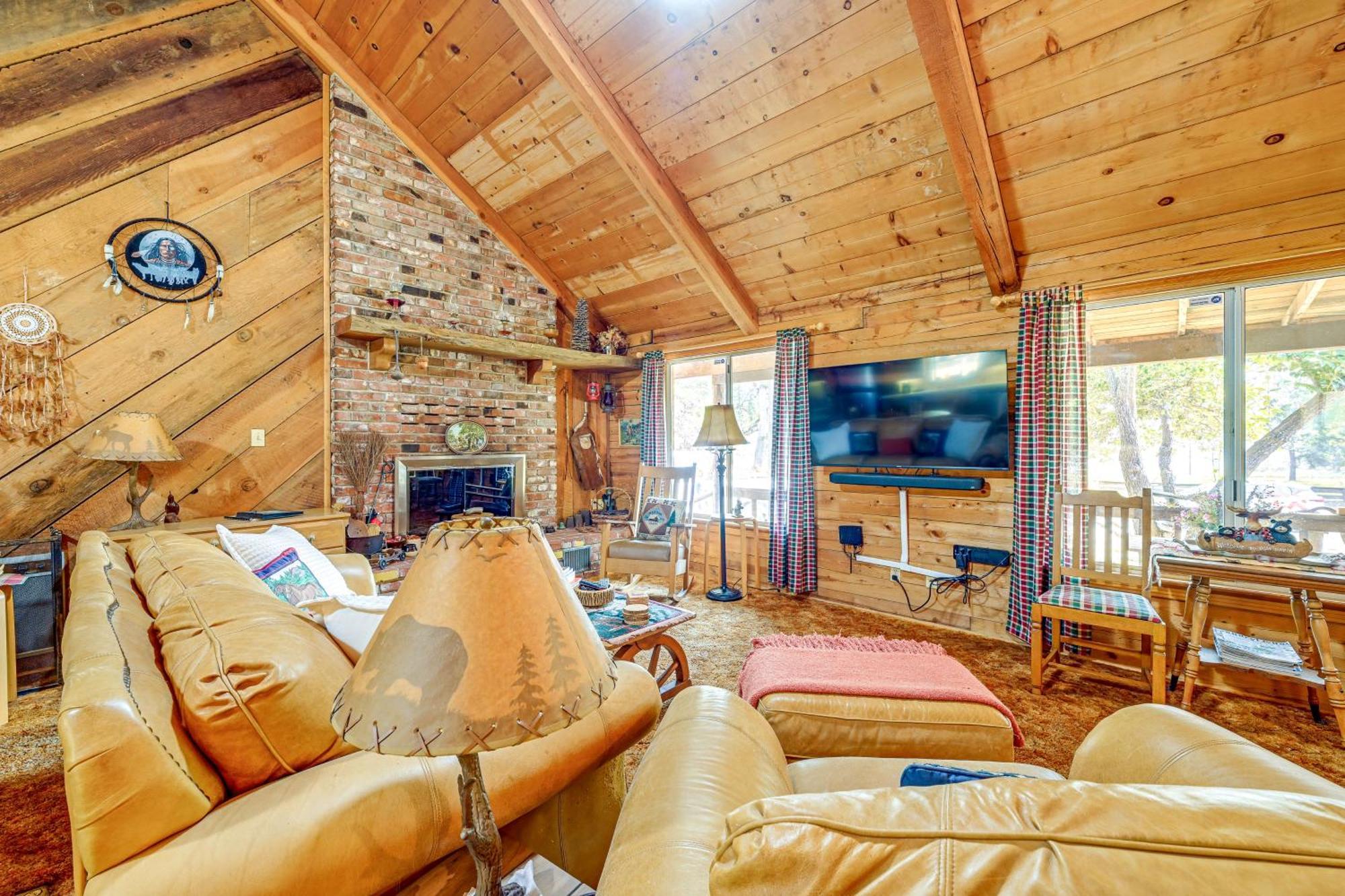 Cozy Family-Friendly Badger Retreat With Fireplace! Exterior foto